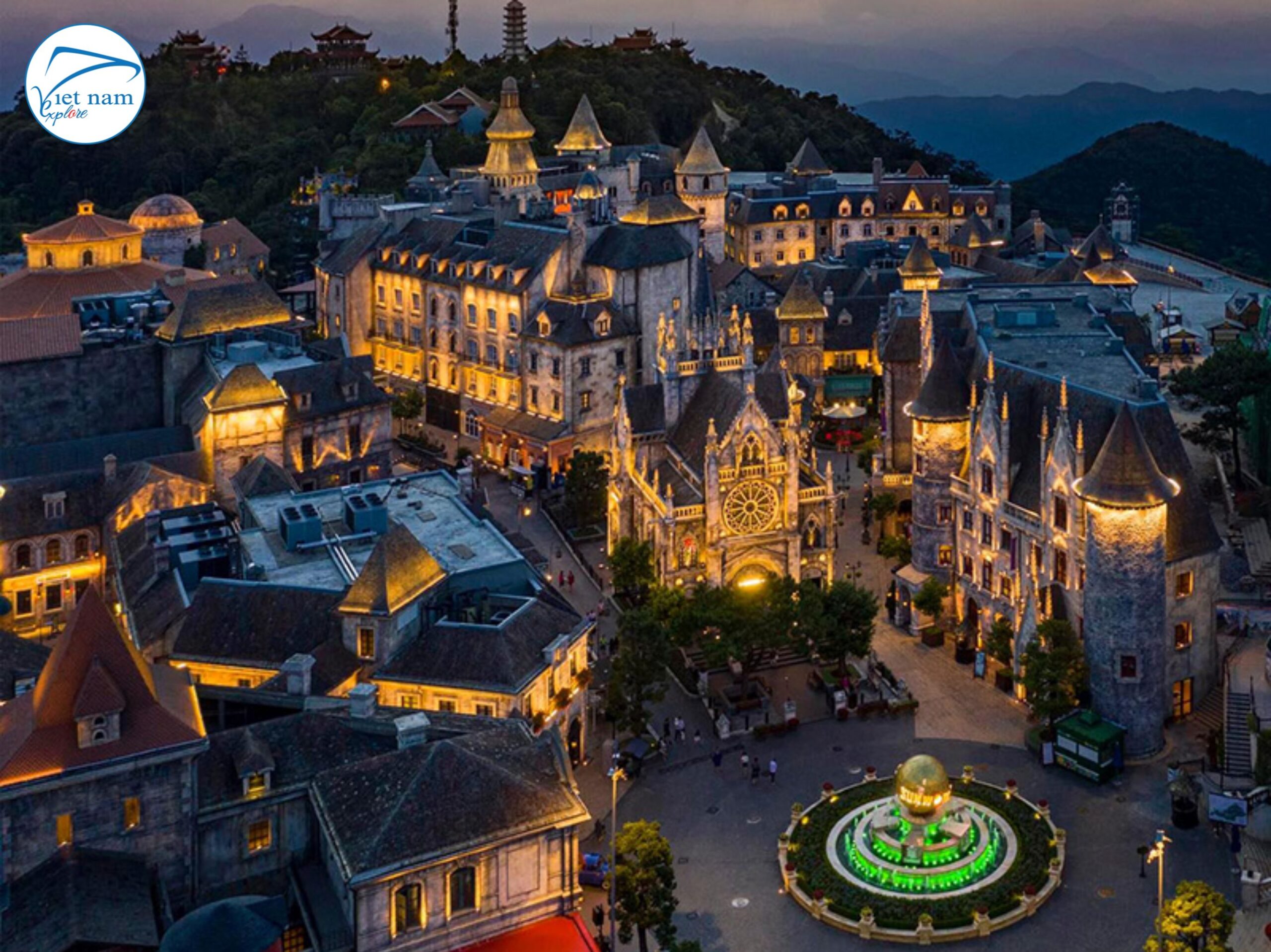 Tour Bà Nà Hills 1 Ngày Khám Phá Cầu Vàng, Làng Pháp & Fantasy Park