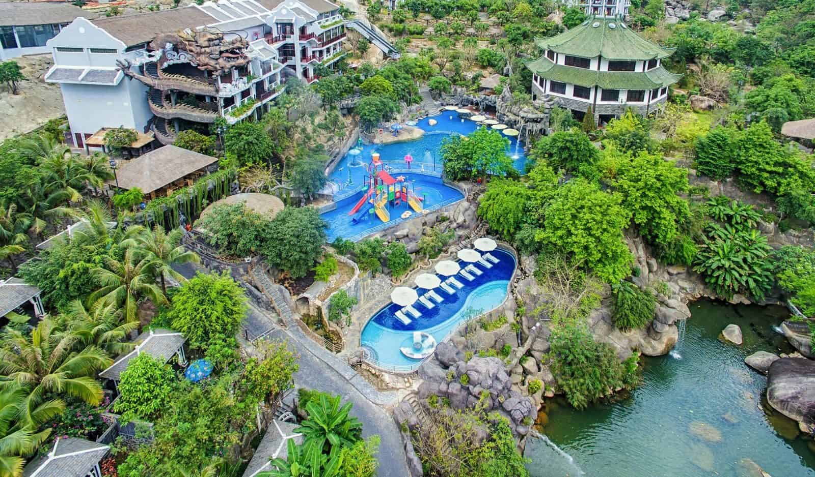 suoi-khoang-nong-nui-than-tai