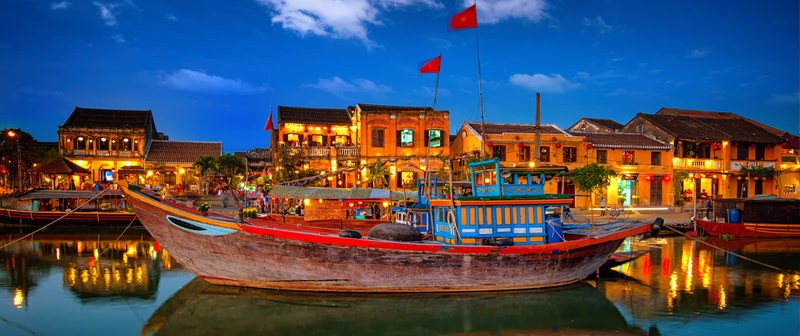 nhung-dia-diem-du-lich-hap-dan-nhat-hoi-an-01