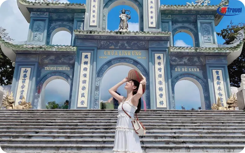 vi-vu-chua-linh-ung-1