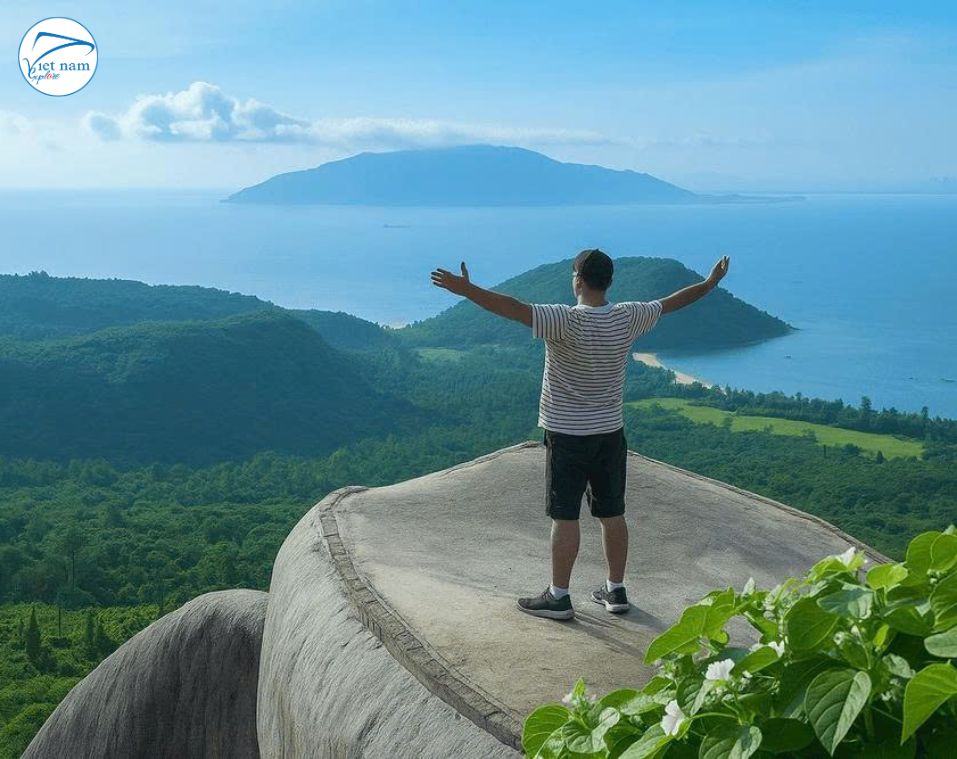 Hai Van Pass Summit